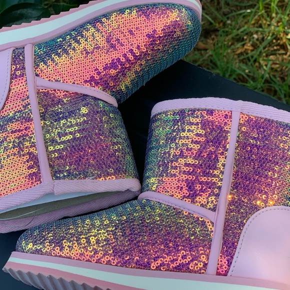 Toddler Girls Shiny Sequin Faux Shearling Boots - Picture 7 of 8